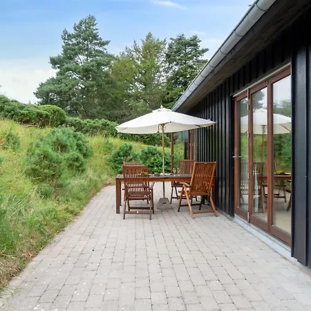 Jonce - 250m From The Sea By Interhome